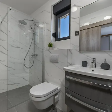Family Apartamento Zadar